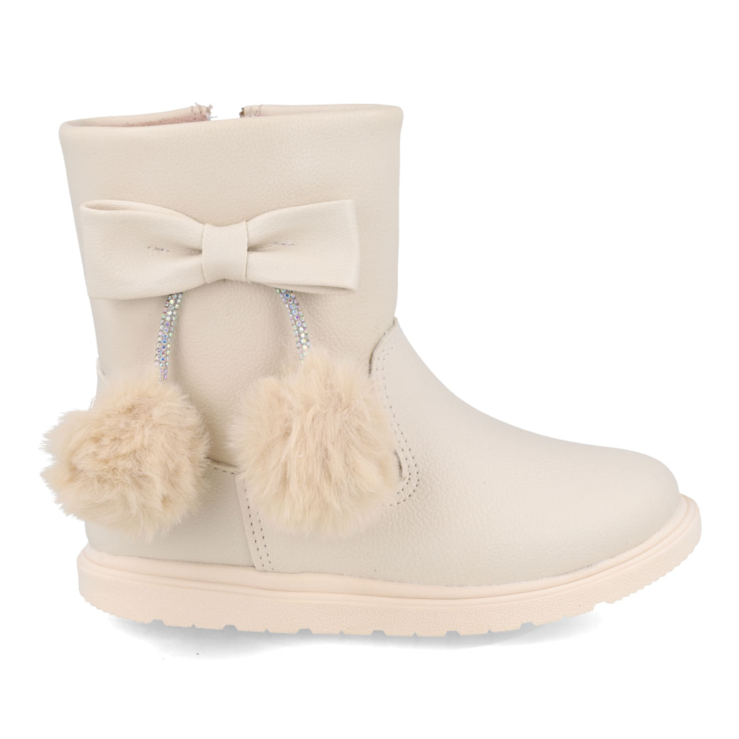 Bota infantil off-white com laço e pompons nas laterais vista frontal